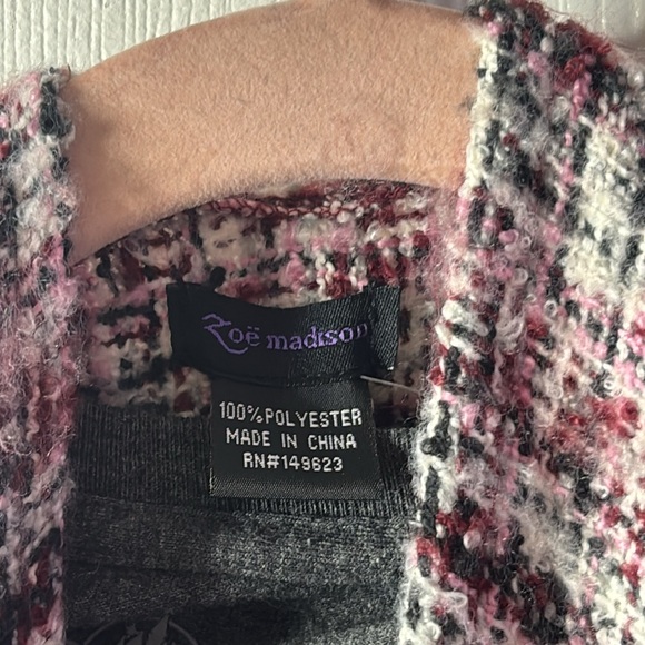 Open Knit Shawl - Picture 4 of 5